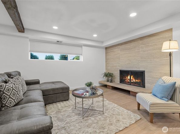 16433 9th Avenue SW, Burien WA 98166