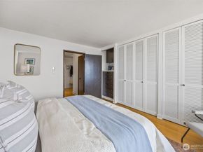 521 5th Avenue W 402, Seattle WA 98119