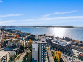 521 5th Avenue W 402, Seattle WA 98119