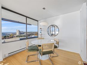 521 5th Avenue W 402, Seattle WA 98119