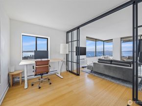 521 5th Avenue W 402, Seattle WA 98119