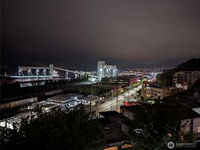 521 5th Avenue W 402, Seattle WA 98119