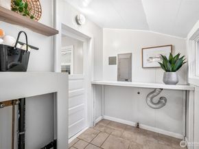 2410 Pine Street, Everett WA 98201