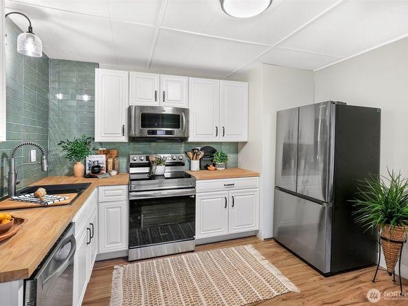 2410 Pine Street, Everett WA 98201