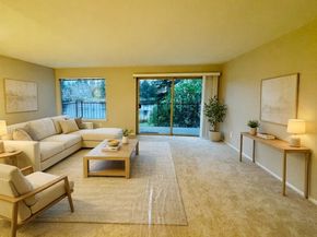 322 N 134th Street 203, Seattle WA 98133