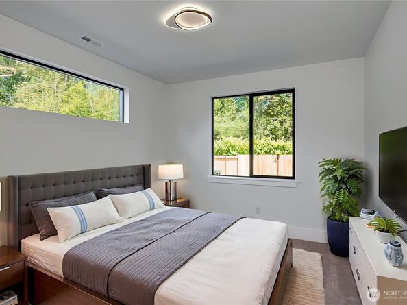 16211 Simonds Road NE, Kenmore WA 98028