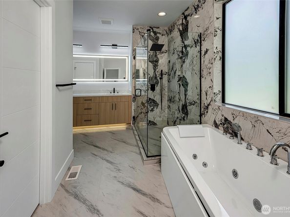 16211 Simonds Road NE, Kenmore WA 98028