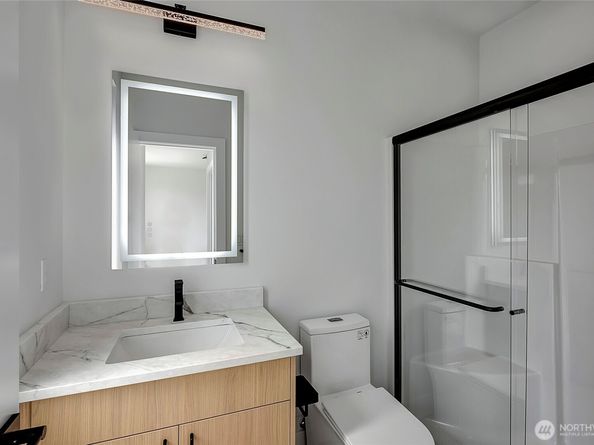 16211 Simonds Road NE, Kenmore WA 98028