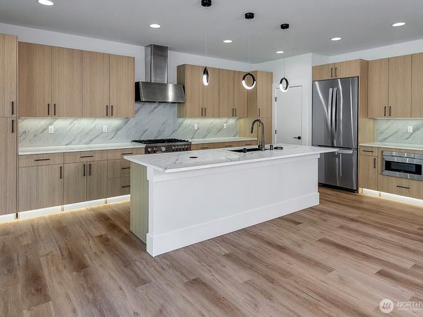 16211 Simonds Road NE, Kenmore WA 98028