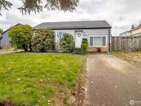 4435 S 144th St, Tukwila WA 98168