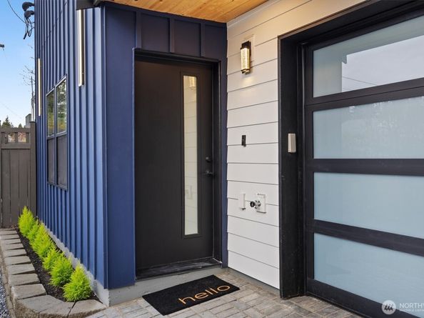 3011 SW Henderson Street, Seattle WA 98126