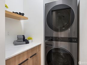 3011 SW Henderson Street, Seattle WA 98126