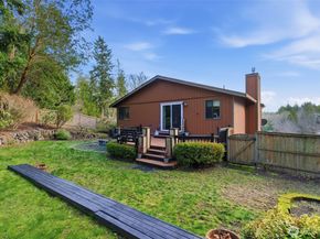 400 Falcon Court NE, Bremerton WA 98311