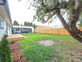 28202 85th Avenue S, Kent WA 98032