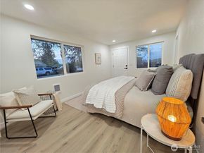 28202 85th Avenue S, Kent WA 98032