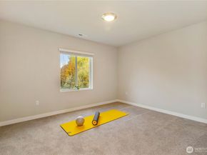 317 207th Street SE, Bothell WA 98012