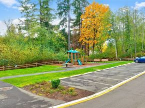 317 207th Street SE, Bothell WA 98012