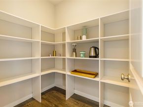 317 207th Street SE, Bothell WA 98012