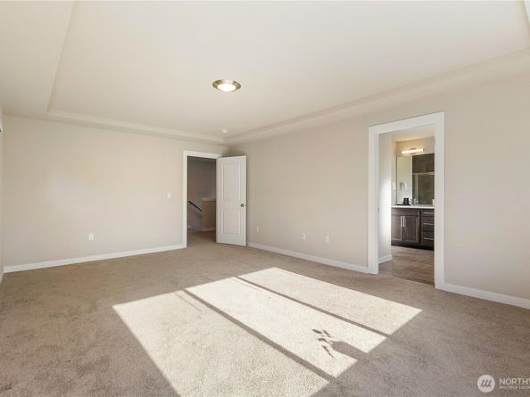 317 207th Street SE, Bothell WA 98012