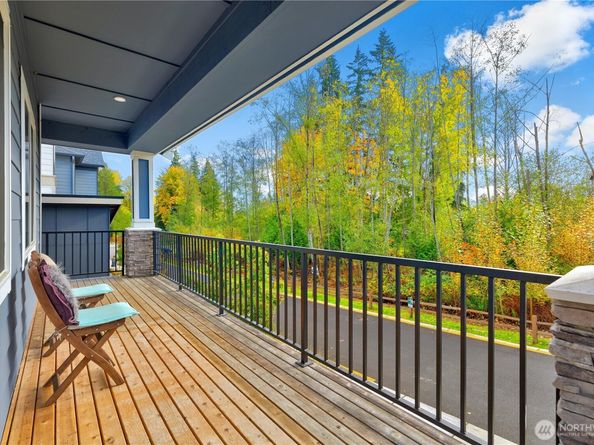 317 207th Street SE, Bothell WA 98012