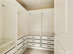 317 207th Street SE, Bothell WA 98012