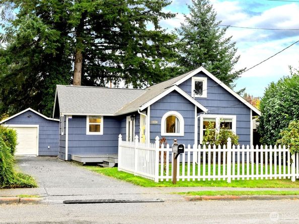 1134 N Callow Avenue, Bremerton WA 98312