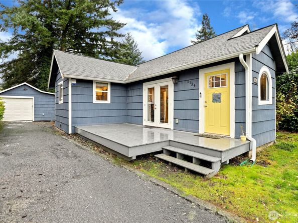 1134 N Callow Avenue, Bremerton WA 98312