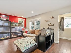 1134 N Callow Avenue, Bremerton WA 98312