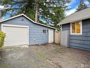 1134 N Callow Avenue, Bremerton WA 98312