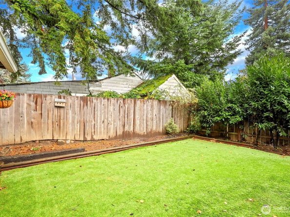 1134 N Callow Avenue, Bremerton WA 98312