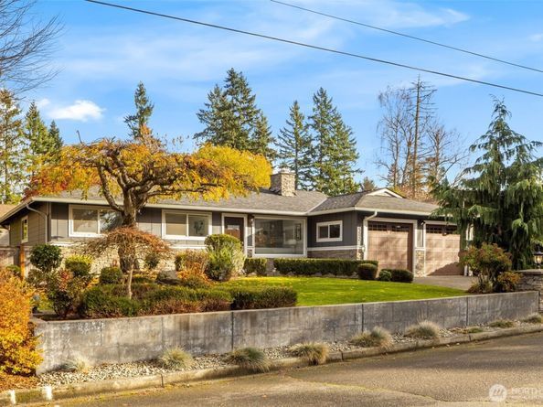 2212 168th Avenue NE, Bellevue WA 98008