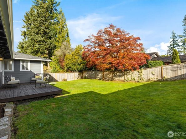 2212 168th Avenue NE, Bellevue WA 98008