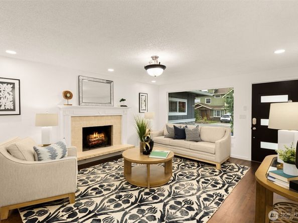 2212 168th Avenue NE, Bellevue WA 98008