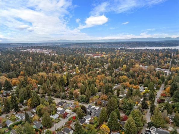 1257 NE 100th Street, Seattle WA 98125