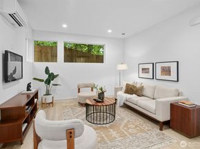 1257 NE 100th Street, Seattle WA 98125