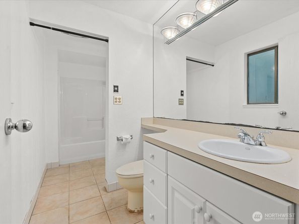 12020 NE 66th Street, Kirkland WA 98033