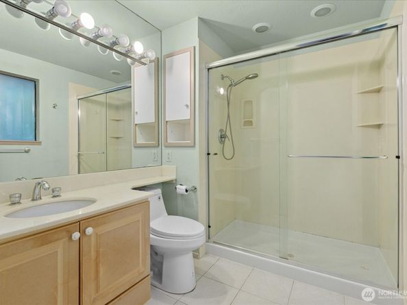 12020 NE 66th Street, Kirkland WA 98033