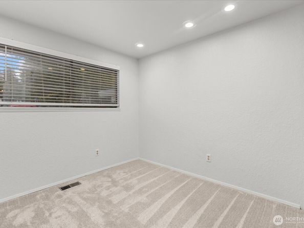 12020 NE 66th Street, Kirkland WA 98033