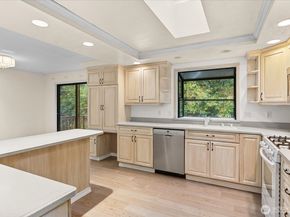 12020 NE 66th Street, Kirkland WA 98033