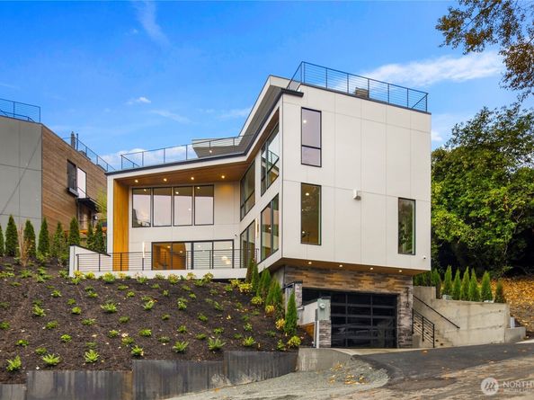 2410 Everett Avenue E, Seattle WA 98102