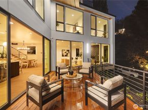 2410 Everett Avenue E, Seattle WA 98102