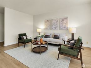 800 96th Avenue NE G102, Lake Stevens WA 98258