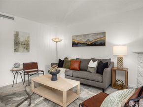 7328 NE 142nd Place 5D, Kirkland WA 98034