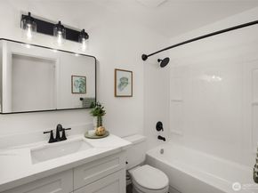 7328 NE 142nd Place 5D, Kirkland WA 98034