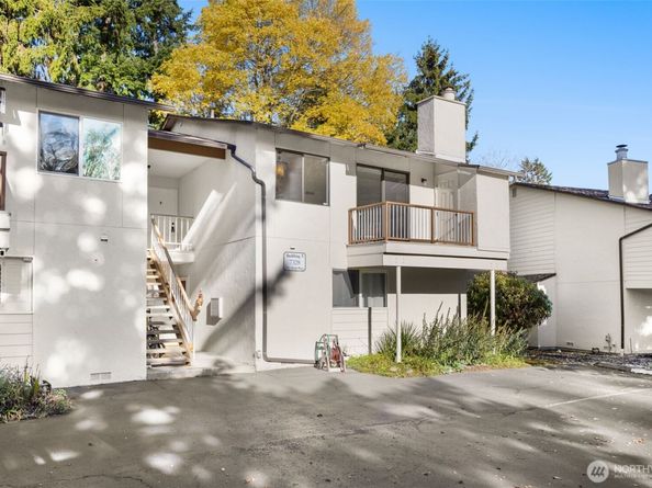 7328 NE 142nd Place 5D, Kirkland WA 98034