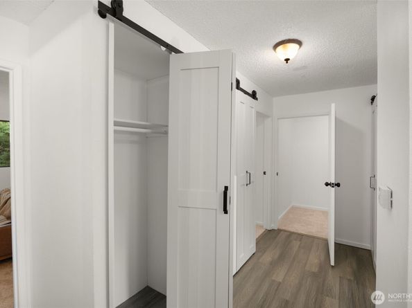 7328 NE 142nd Place 5D, Kirkland WA 98034