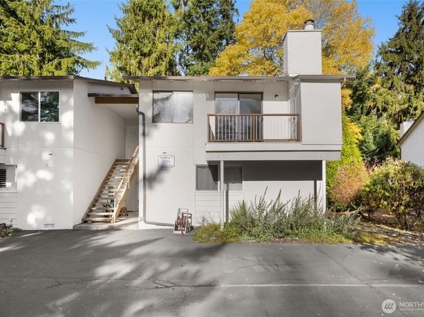 7328 NE 142nd Place 5D, Kirkland WA 98034