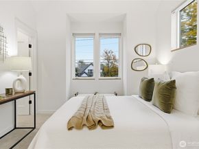 225 24th Avenue, Seattle WA 98122