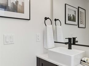 225 24th Avenue, Seattle WA 98122