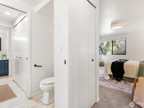 3905 108th Avenue NE B102, Bellevue WA 98004